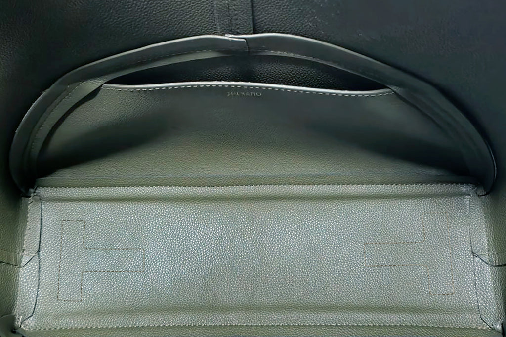 Pebble Leather Olive Green - ABUNDANCE